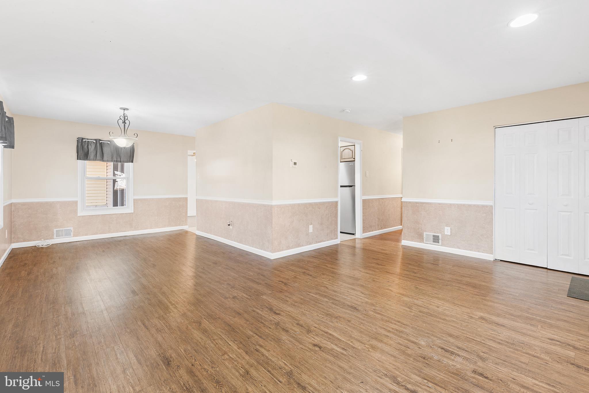 NEWTOWN CROSSING - Residential