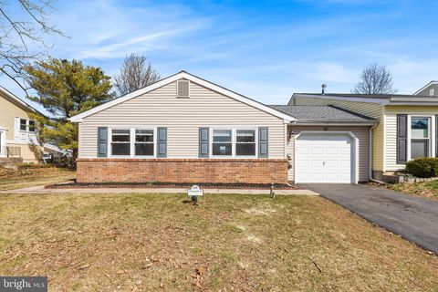 28 CHESAPEAKE DRIVE NEWTOWN PA 18940