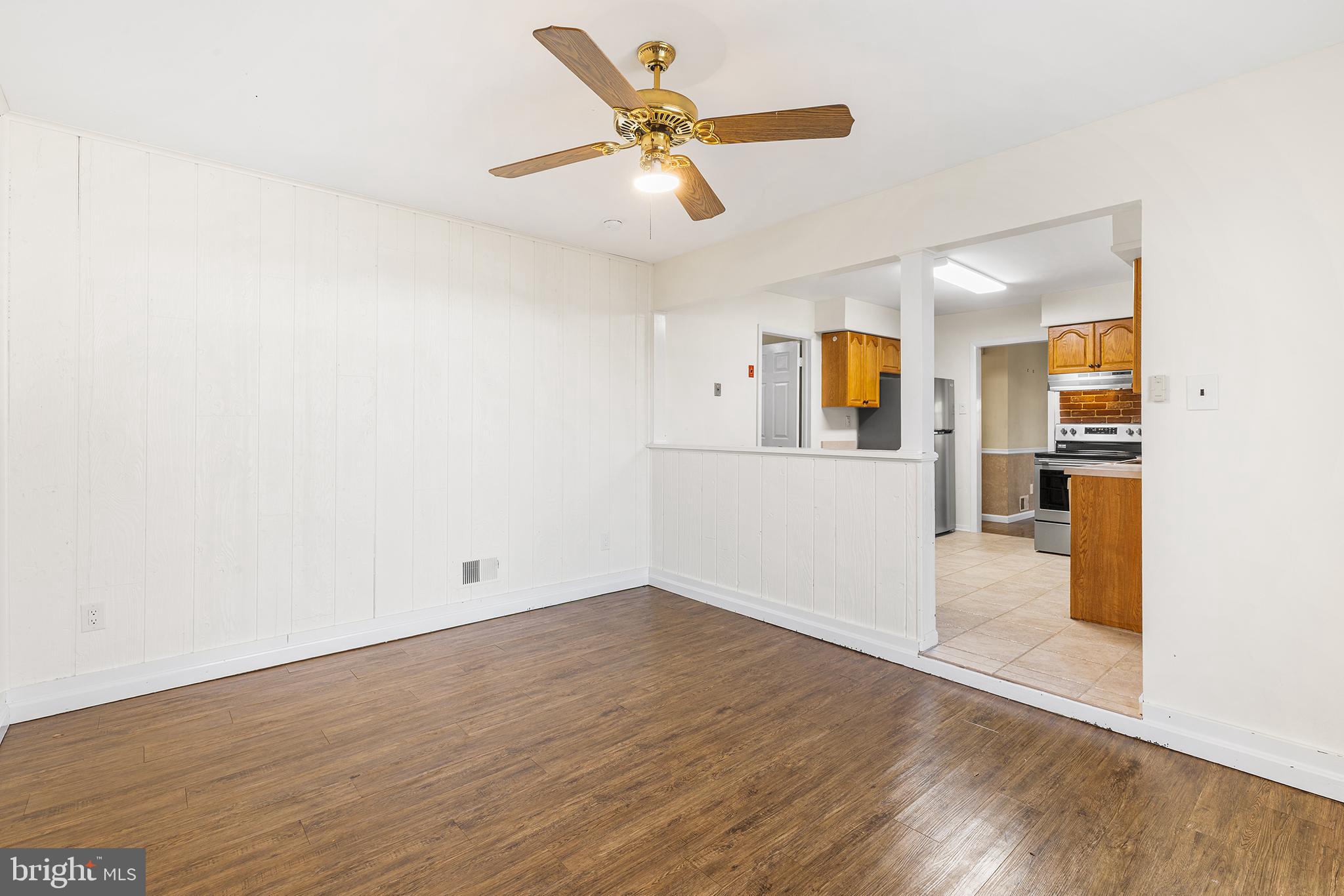 NEWTOWN CROSSING - Residential