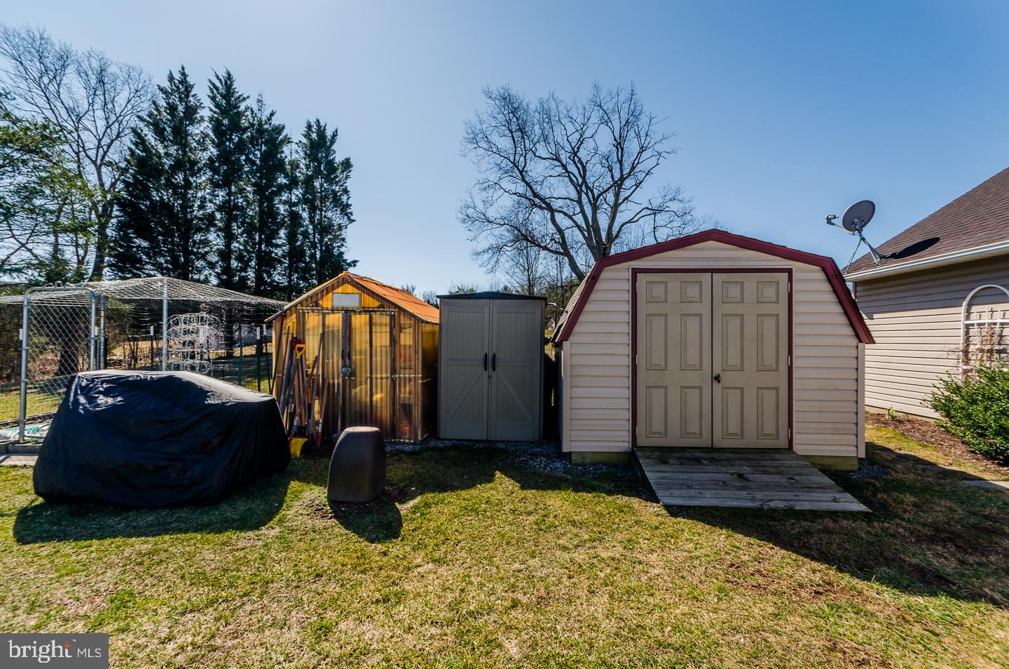 OLD MILL MANOR - Residential