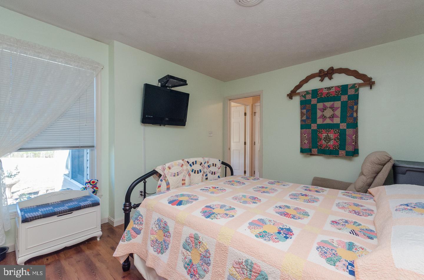 OLD MILL MANOR - Residential