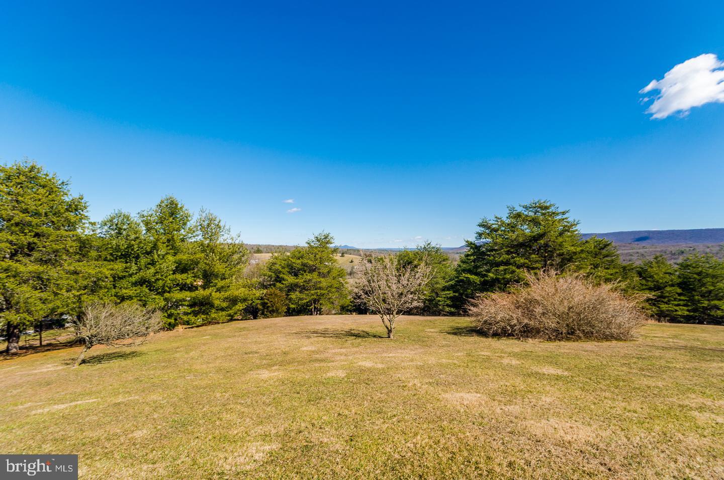 OLD MILL MANOR - Residential