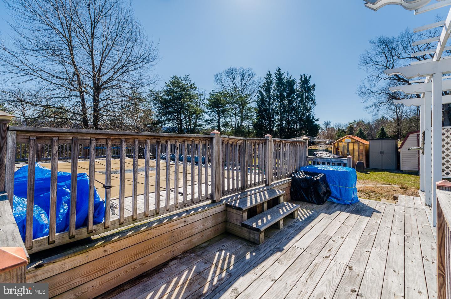 OLD MILL MANOR - Residential