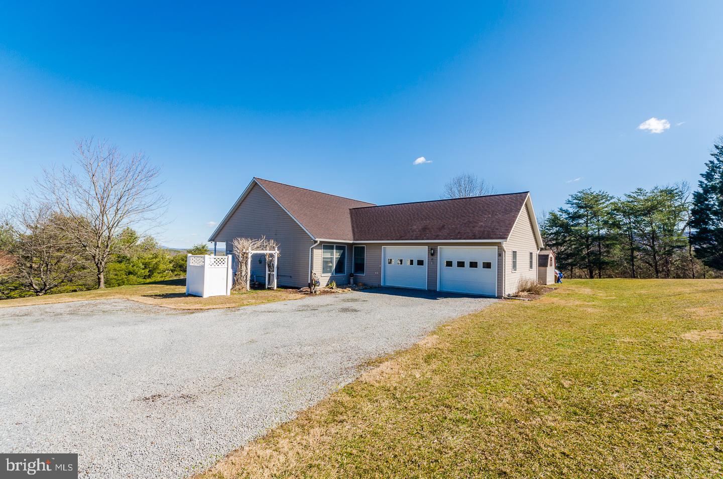 OLD MILL MANOR - Residential