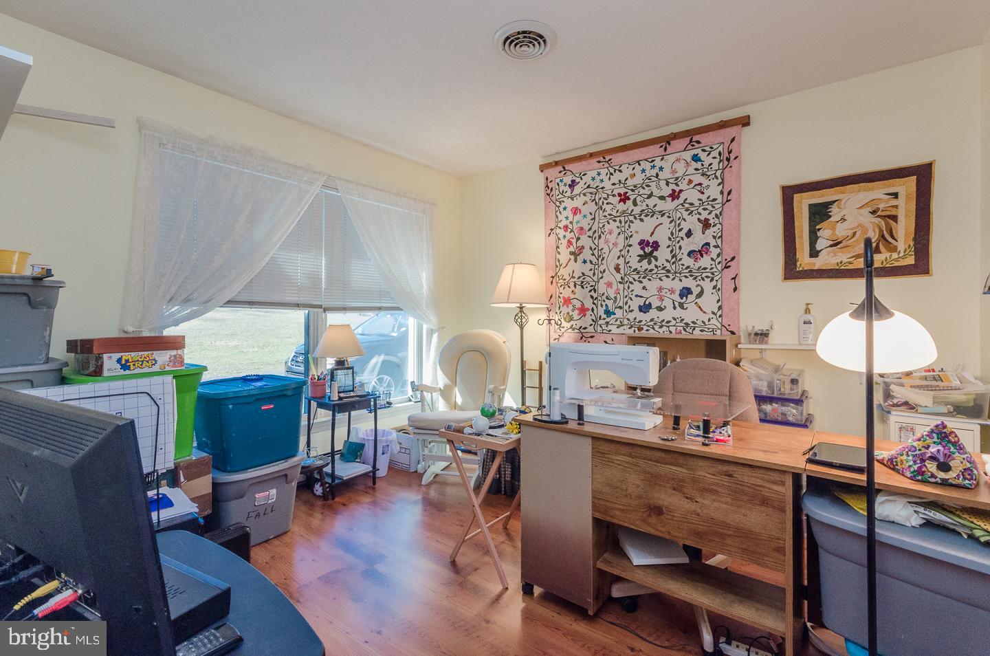 OLD MILL MANOR - Residential