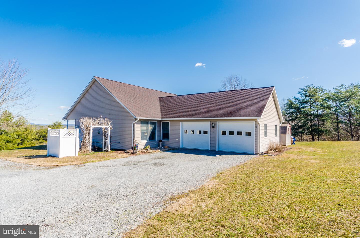 OLD MILL MANOR - Residential