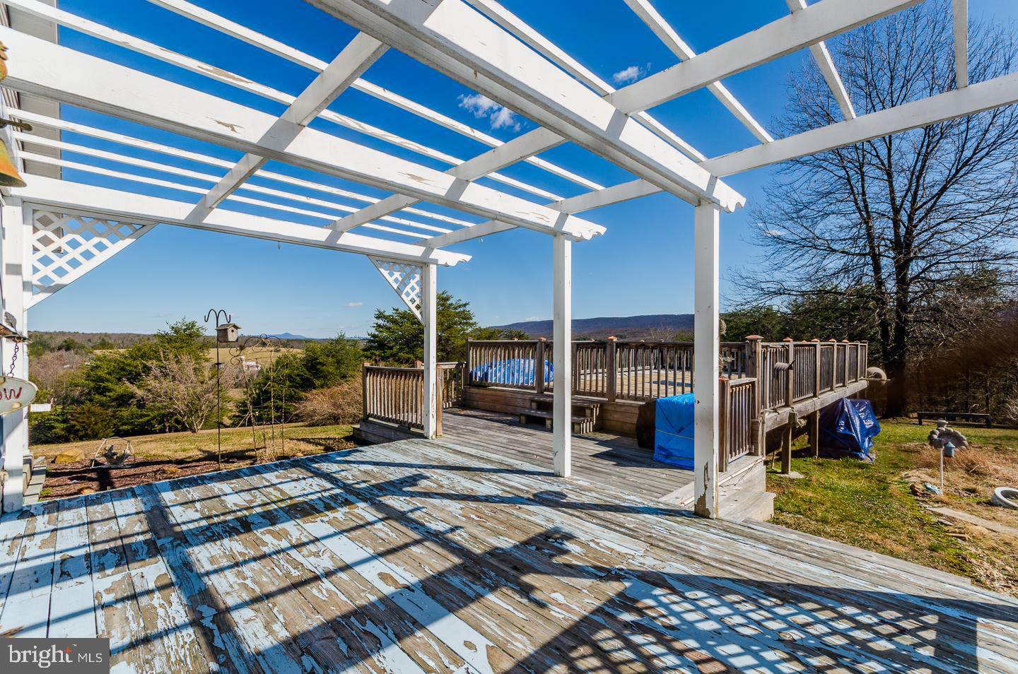 OLD MILL MANOR - Residential