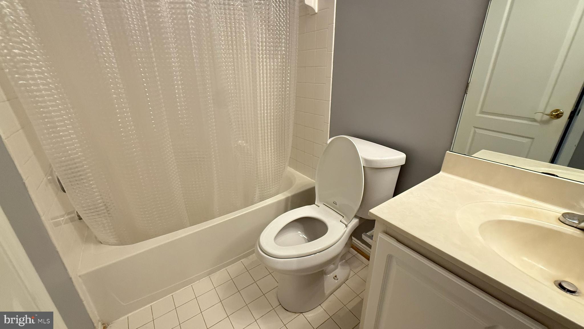 CHERINGTON - Residential Lease