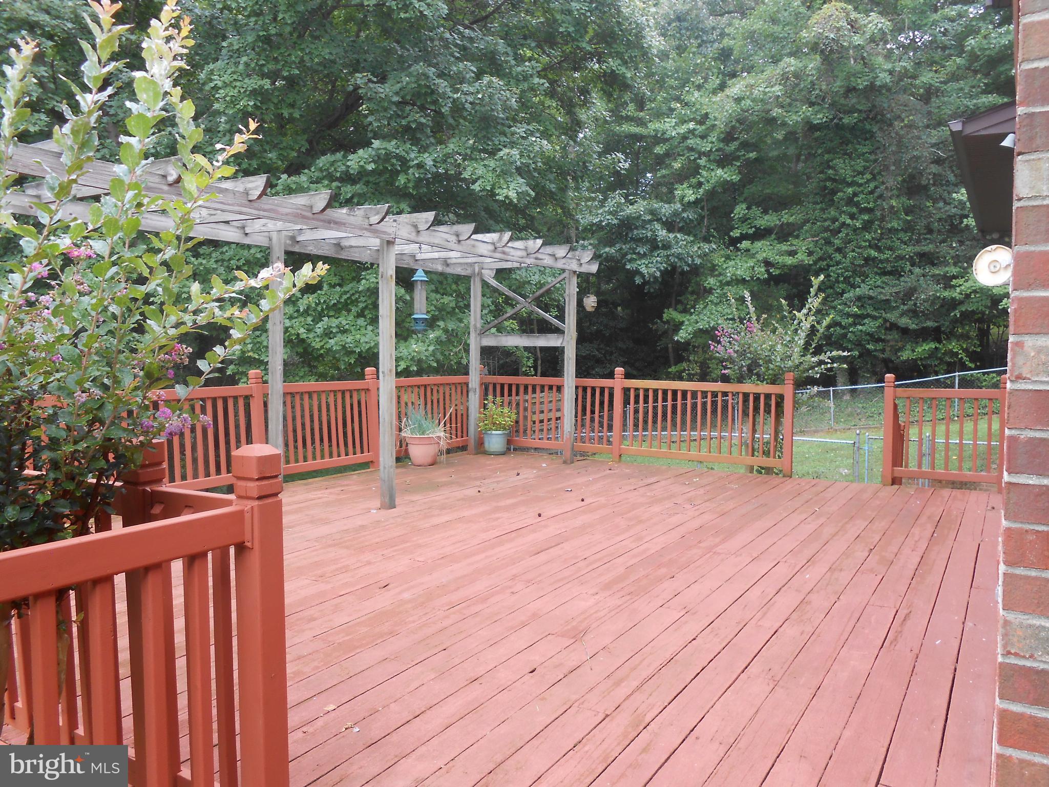 ESPERANZA FARMS - Residential