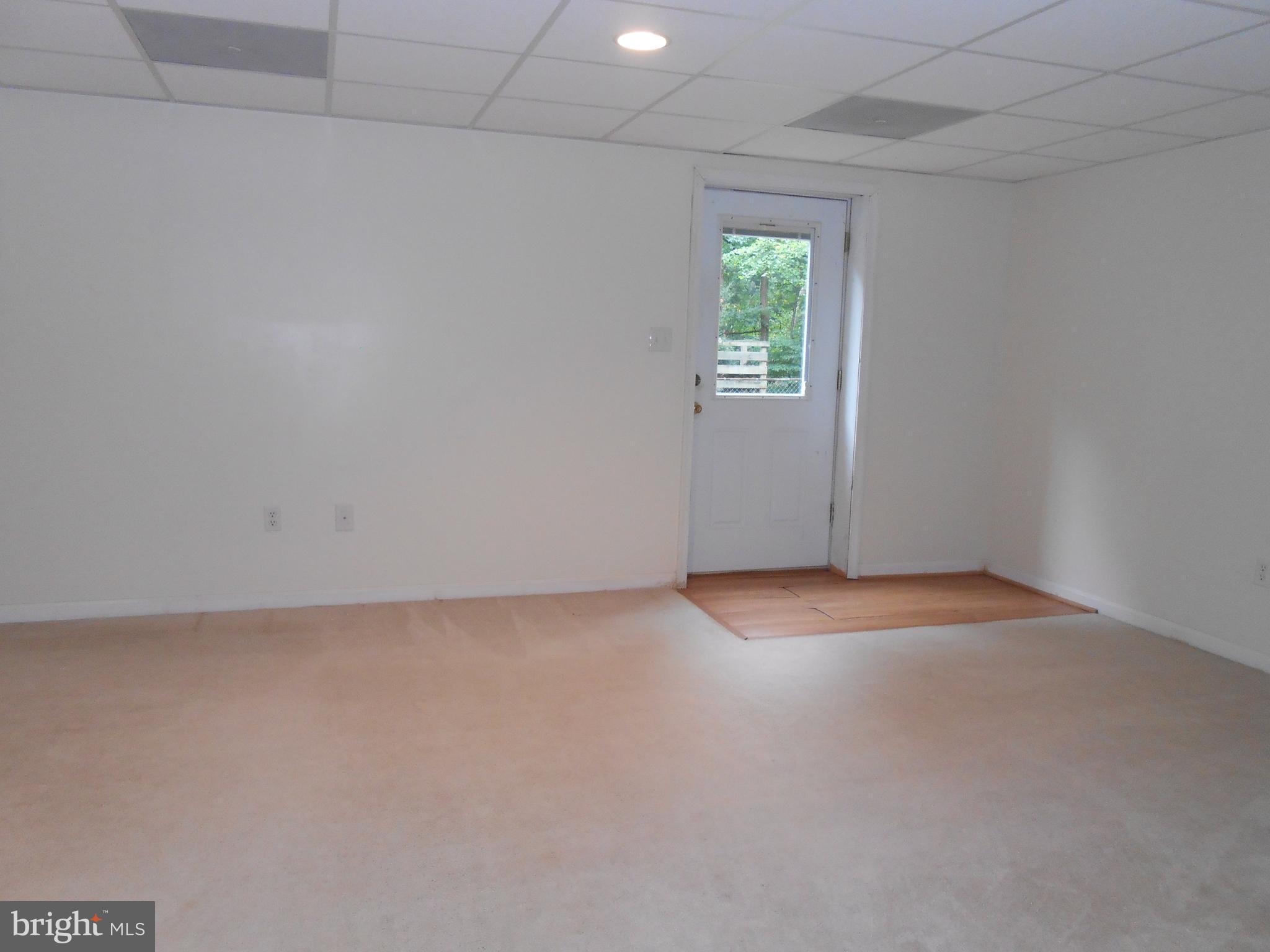 ESPERANZA FARMS - Residential