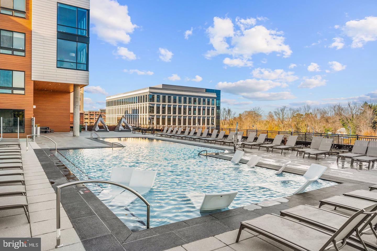 NATIONAL HARBOR - Residential Lease