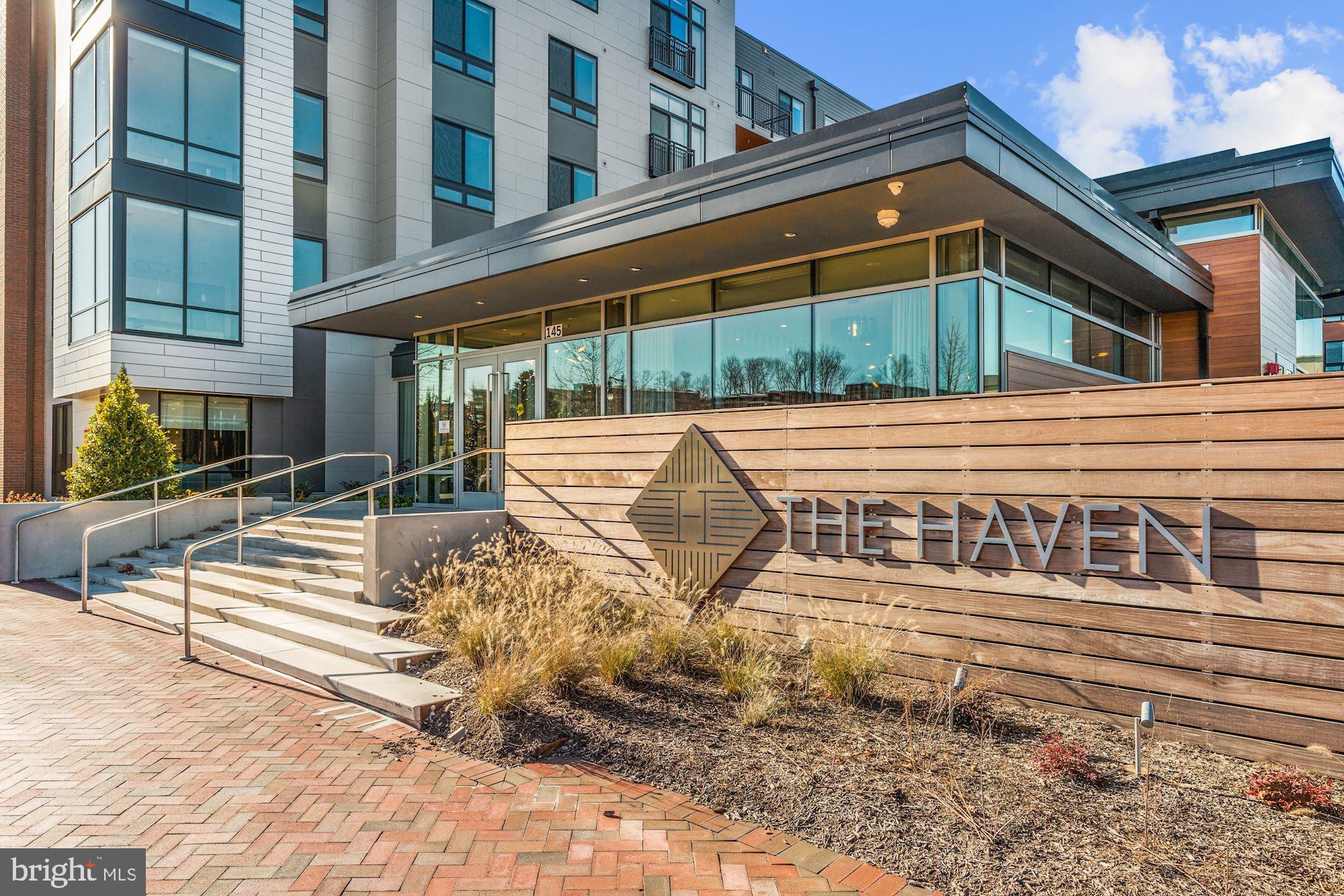 NATIONAL HARBOR - Residential Lease