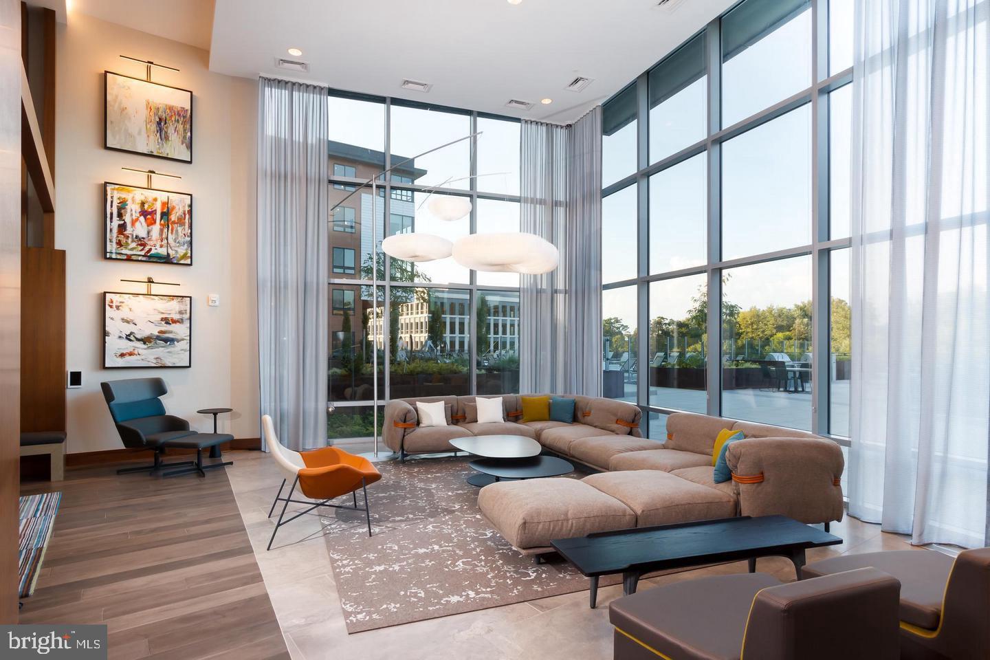 NATIONAL HARBOR - Residential Lease