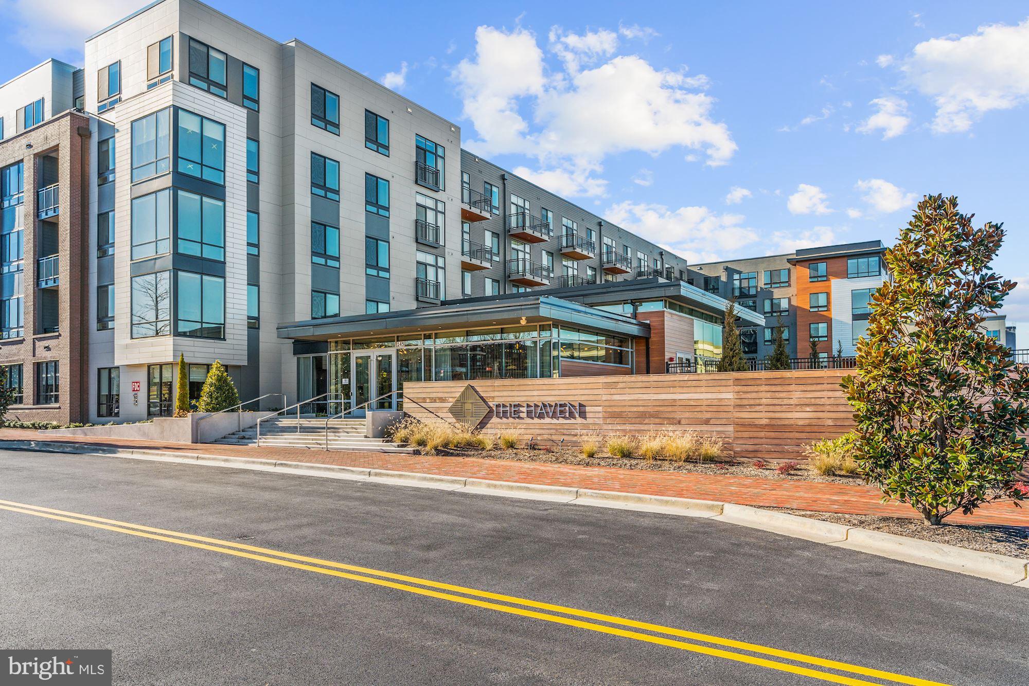 NATIONAL HARBOR - Residential Lease