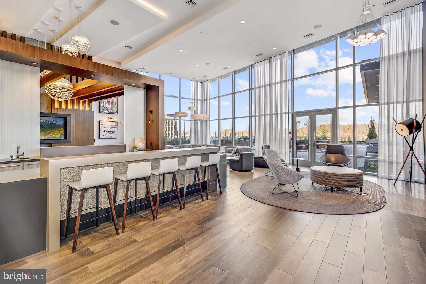 NATIONAL HARBOR - Residential Lease