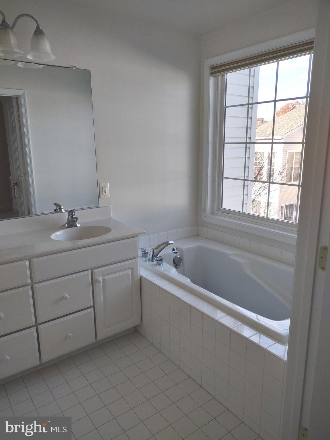 COPPERMINE CROSSING - Residential Lease