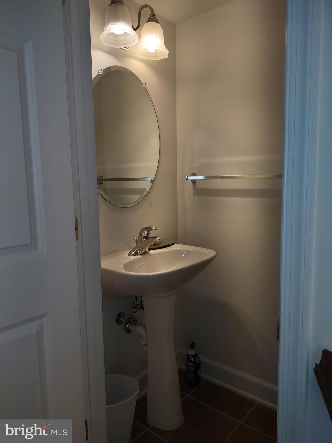 COPPERMINE CROSSING - Residential Lease