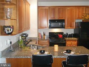 COPPERMINE CROSSING - Residential Lease