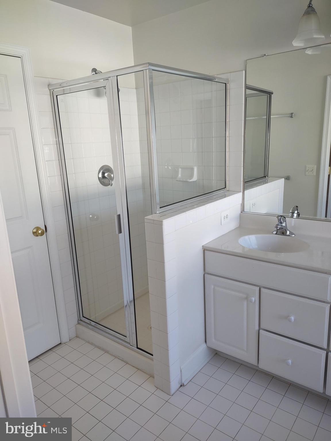 COPPERMINE CROSSING - Residential Lease