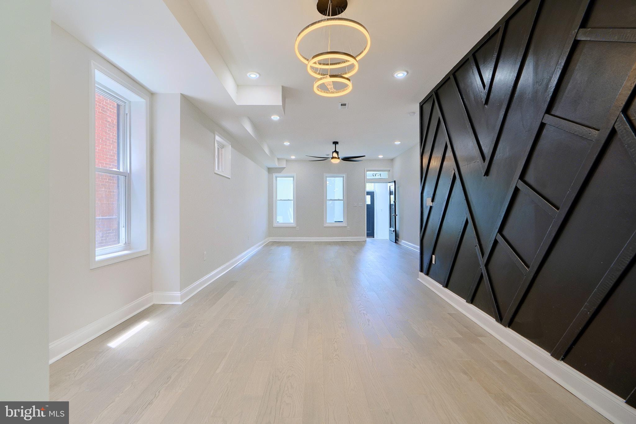 ROSEMONT - Residential