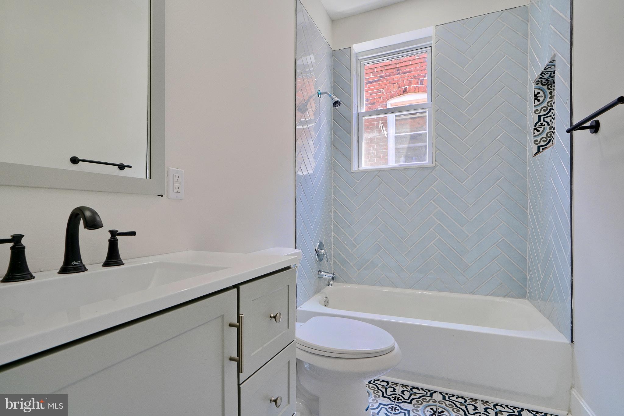 ROSEMONT - Residential