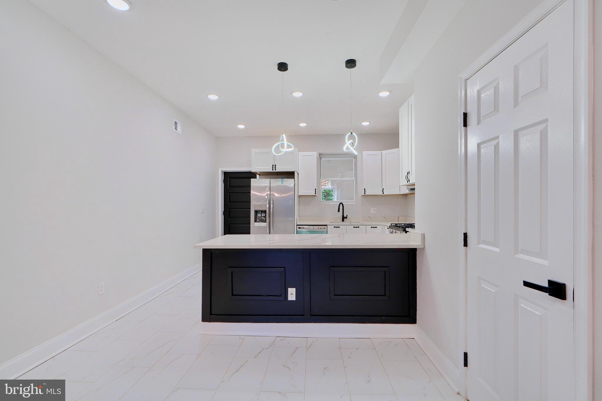 ROSEMONT - Residential