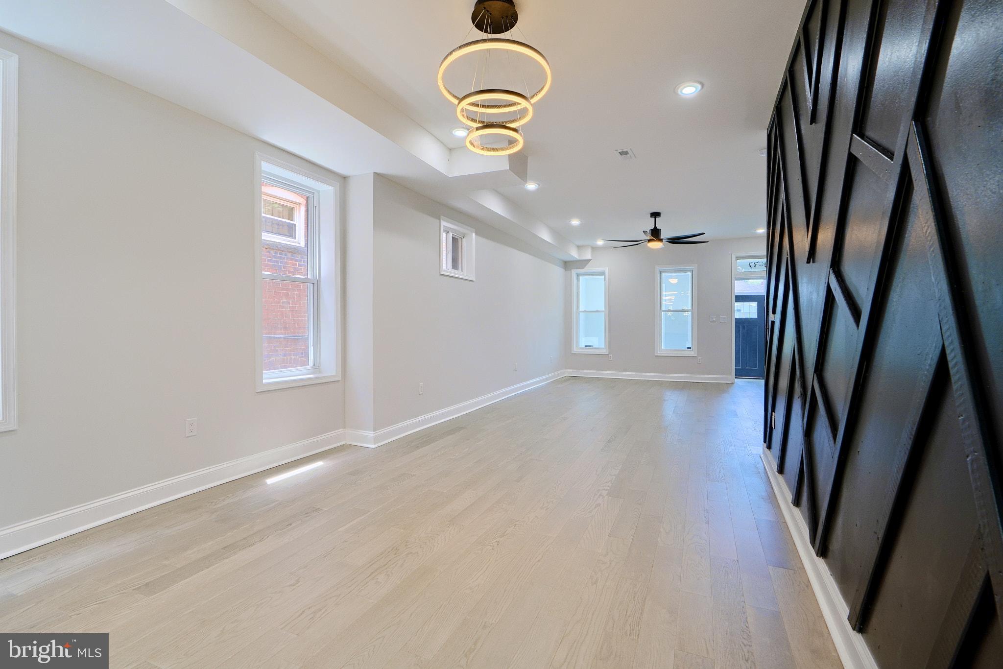 ROSEMONT - Residential