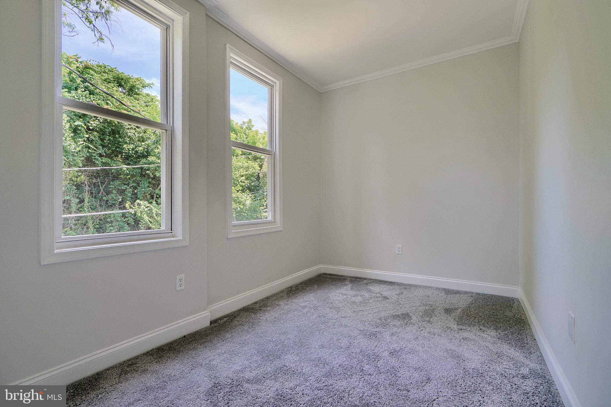 ROSEMONT - Residential