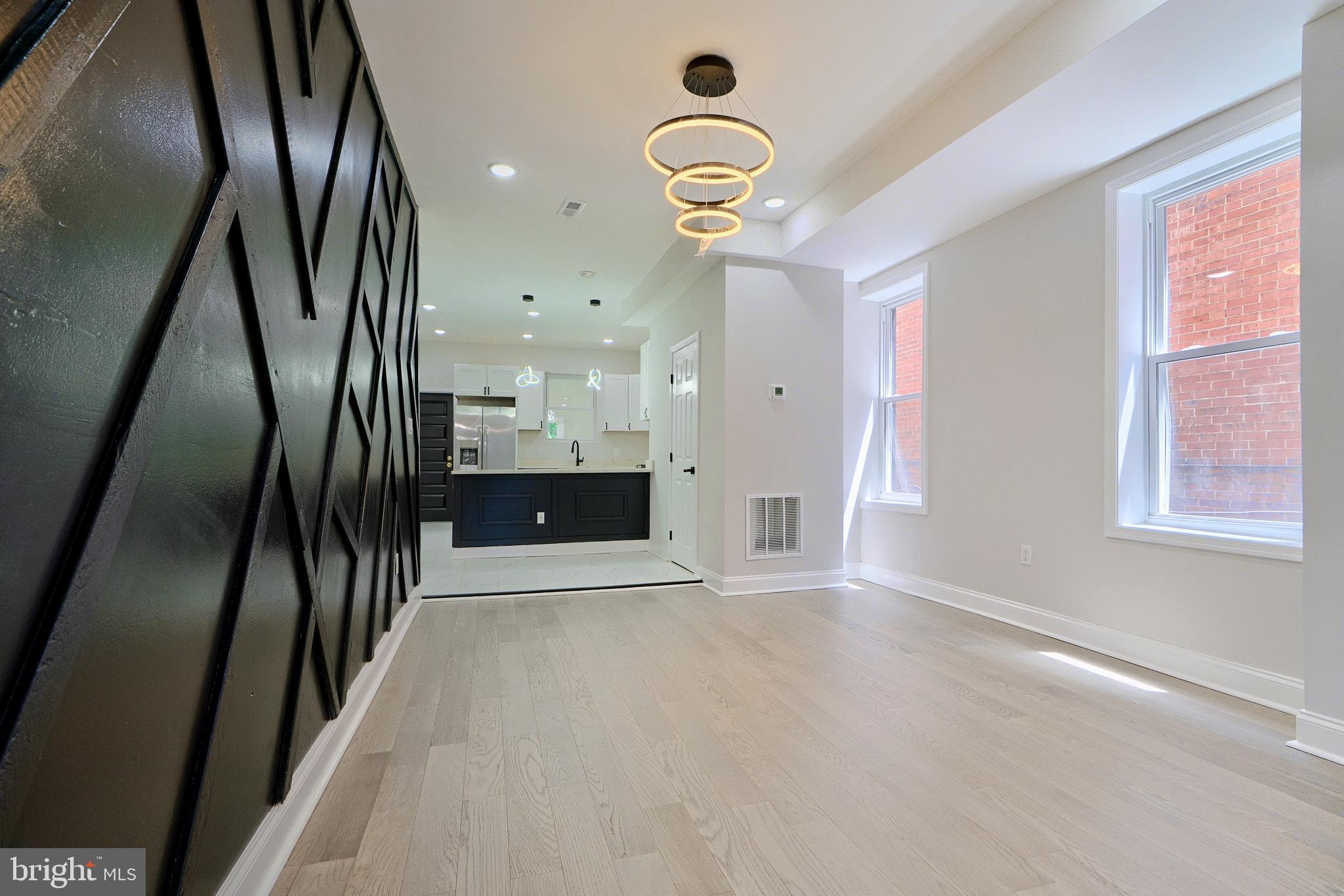 ROSEMONT - Residential