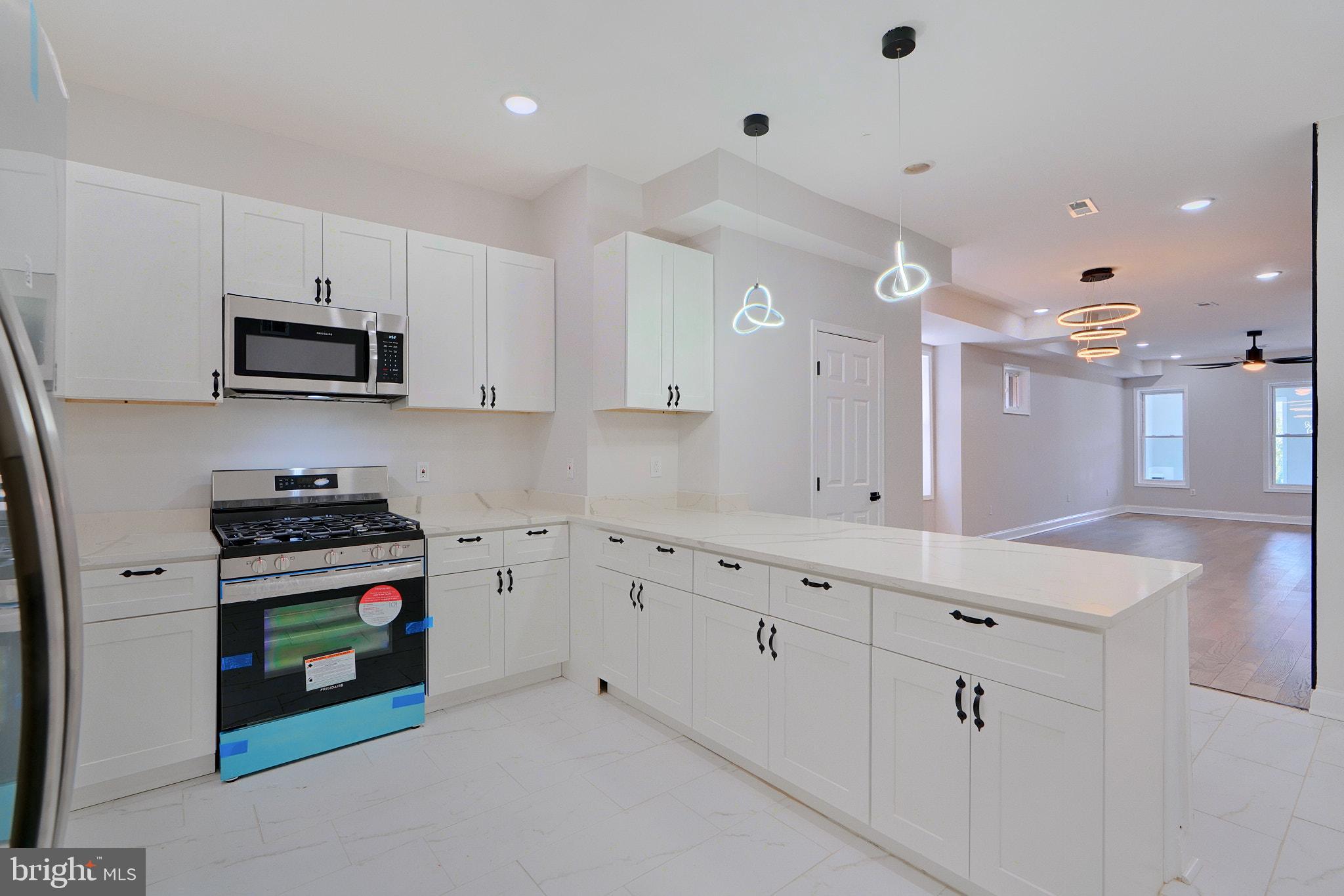 ROSEMONT - Residential