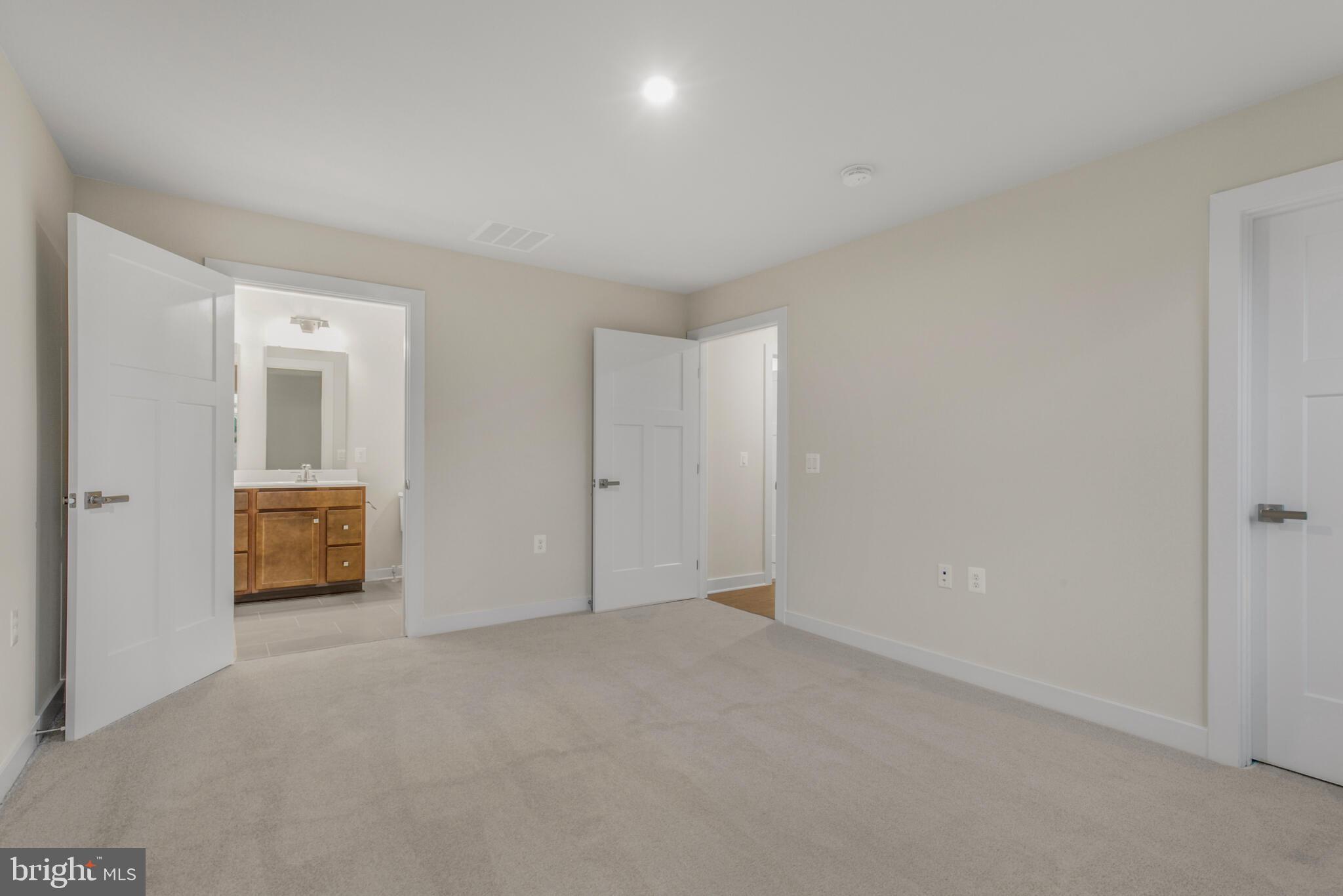 ARCADIA NORTH - Residential