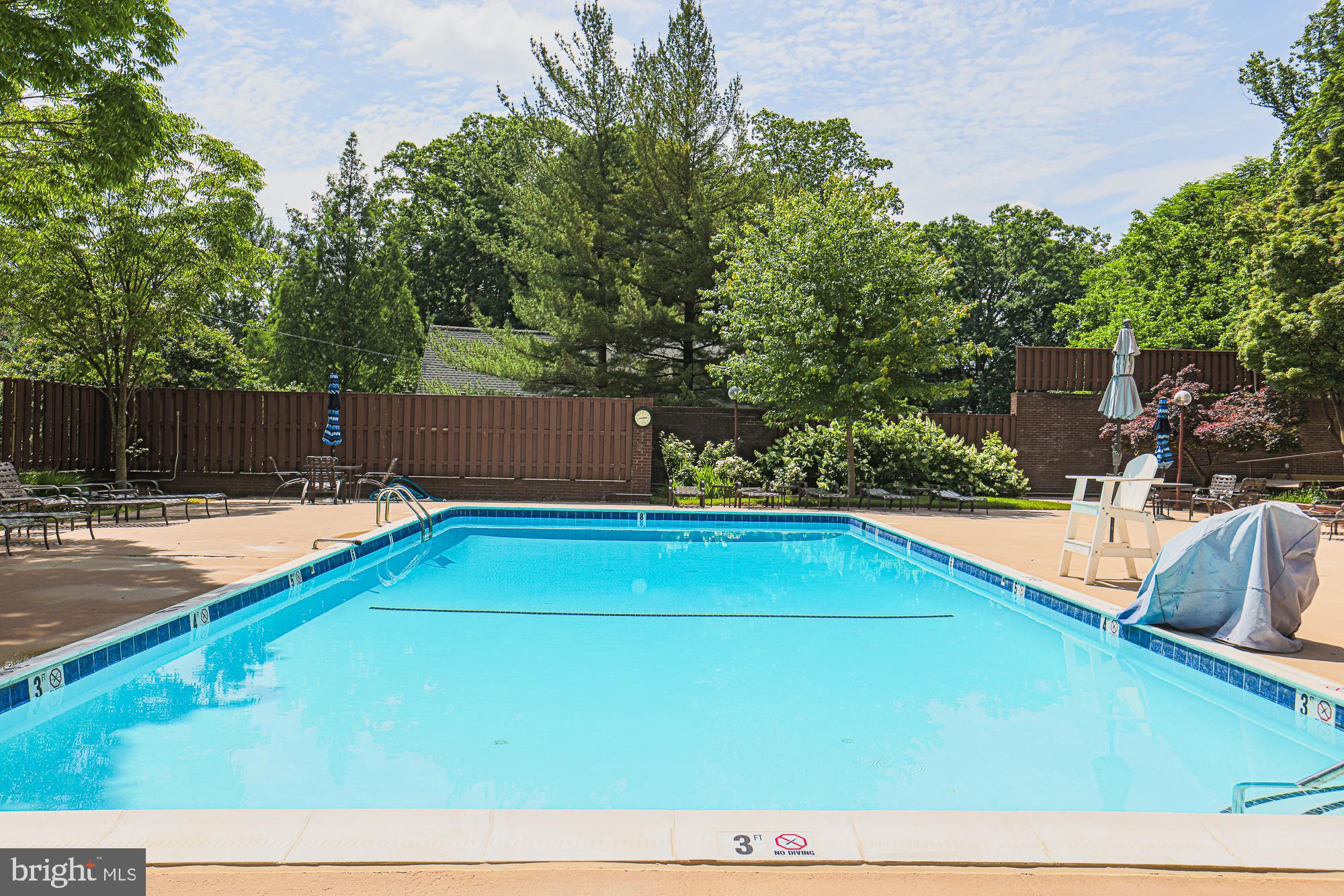 WINTHROP HOUSE - Residential