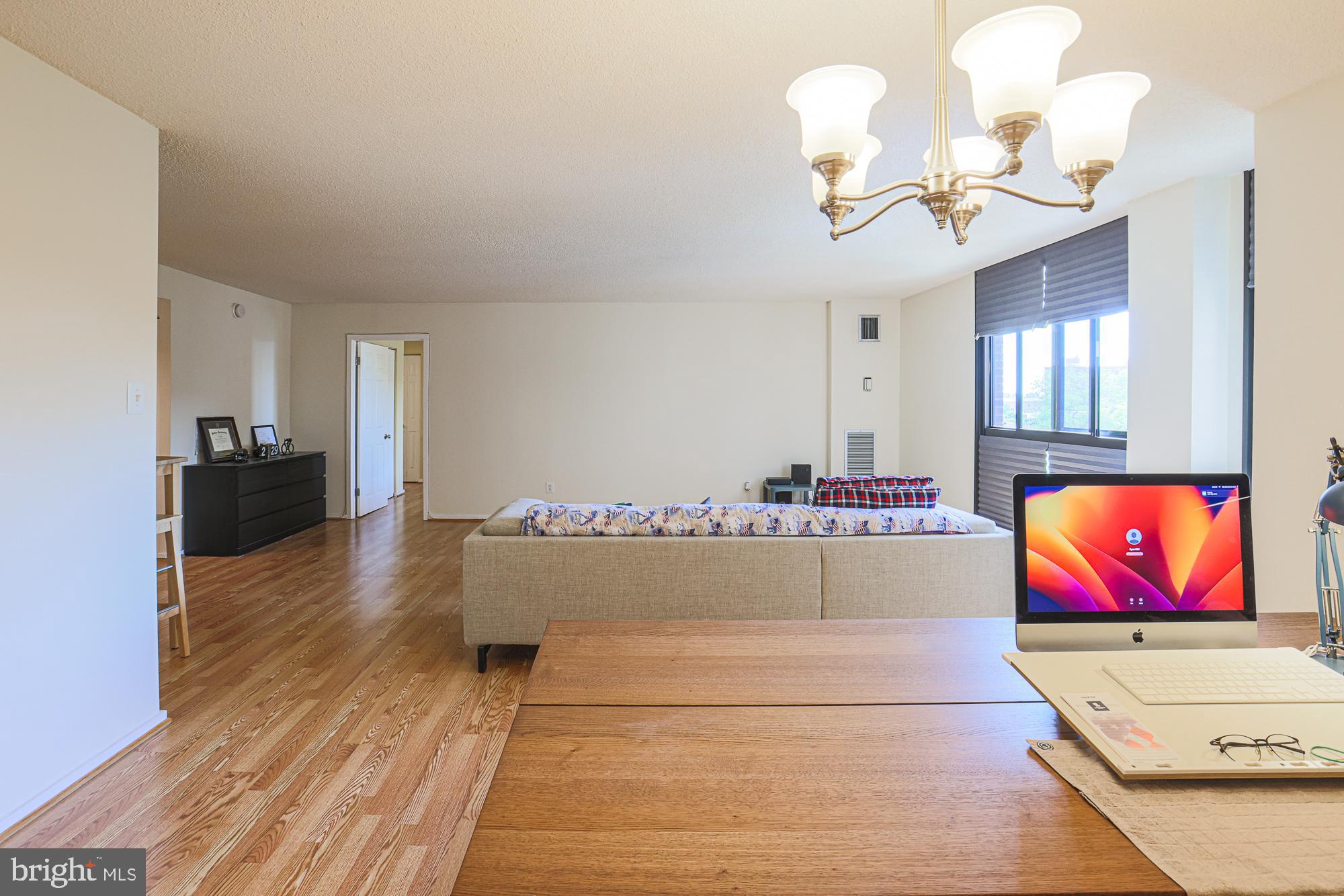 WINTHROP HOUSE - Residential