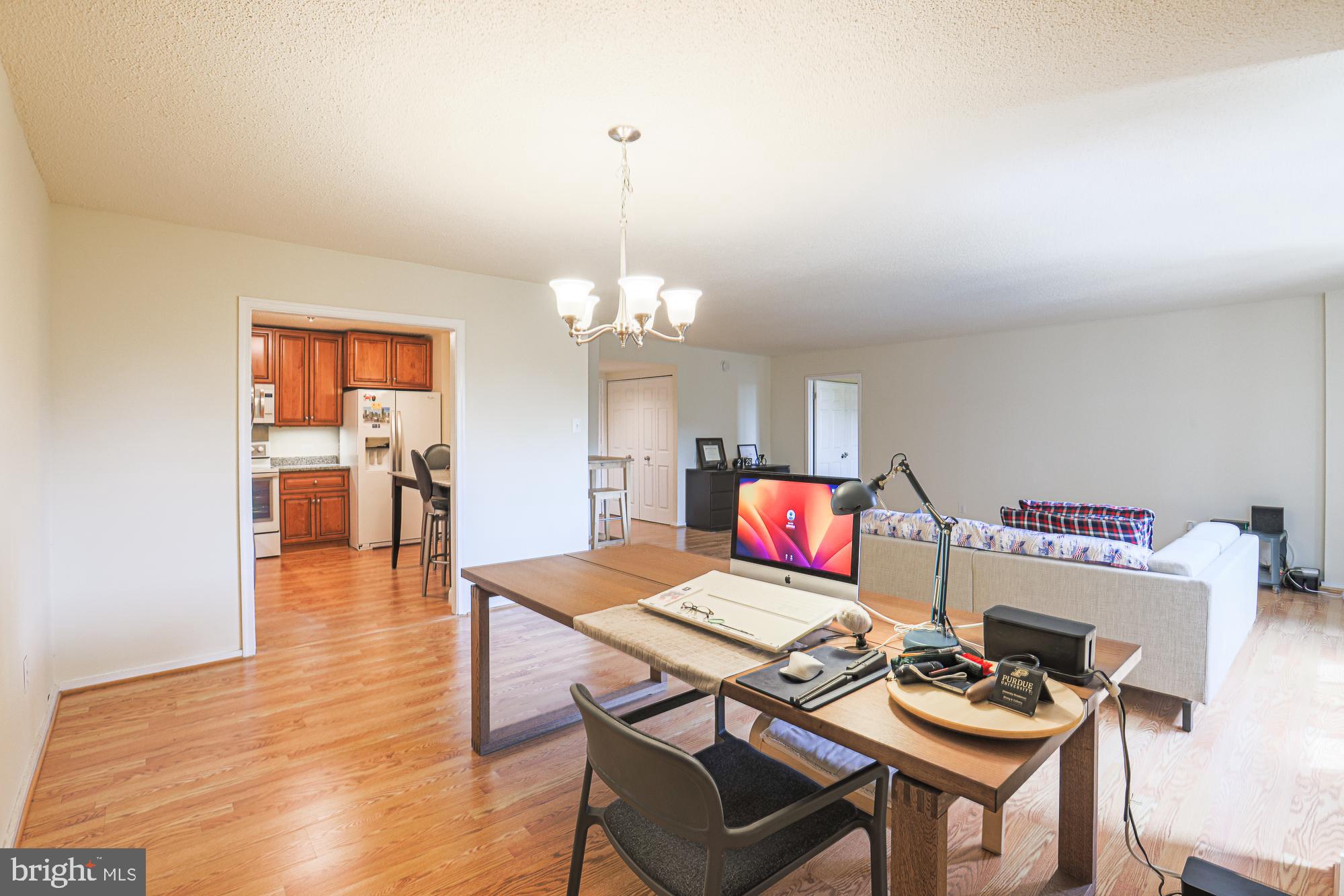 WINTHROP HOUSE - Residential