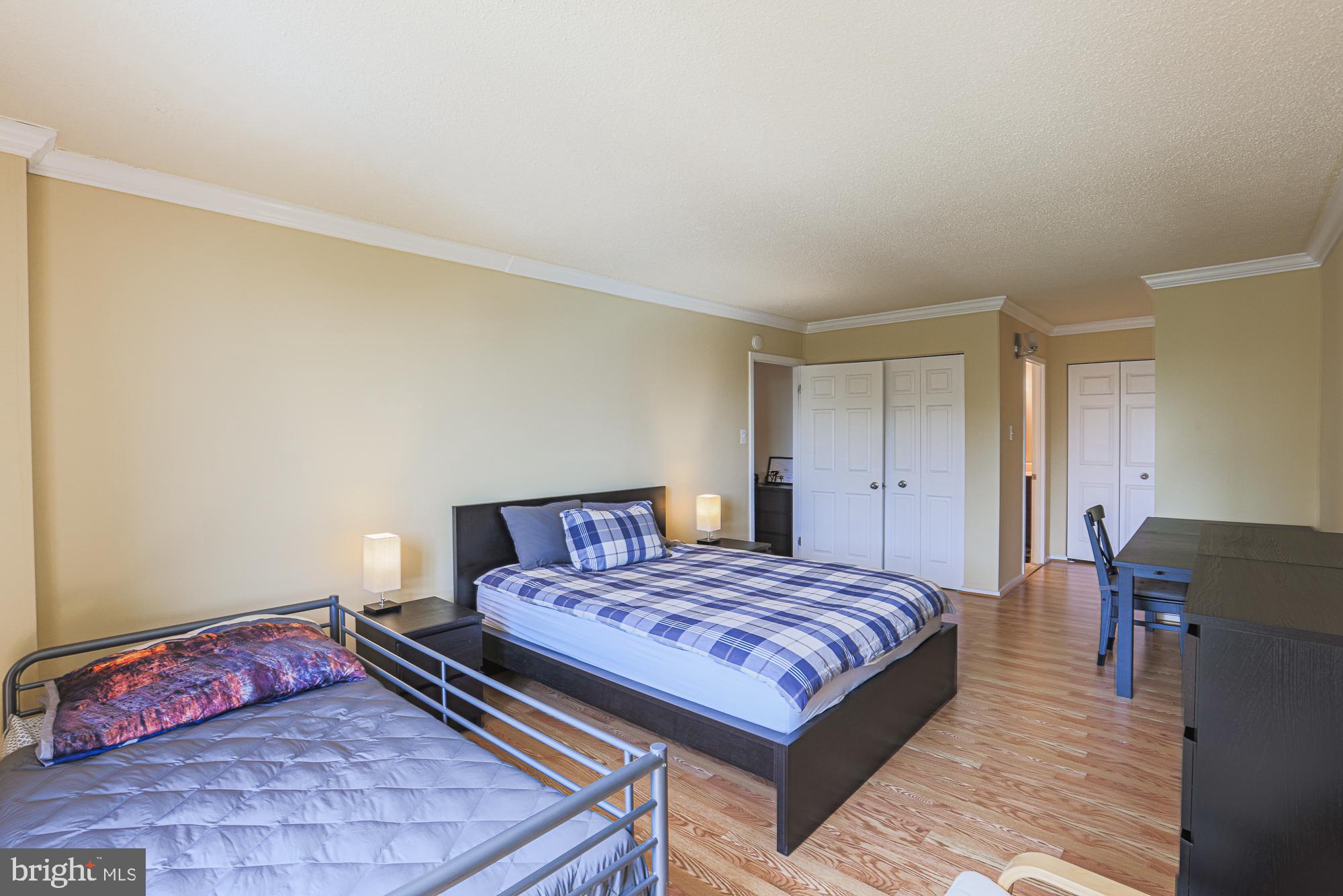 WINTHROP HOUSE - Residential