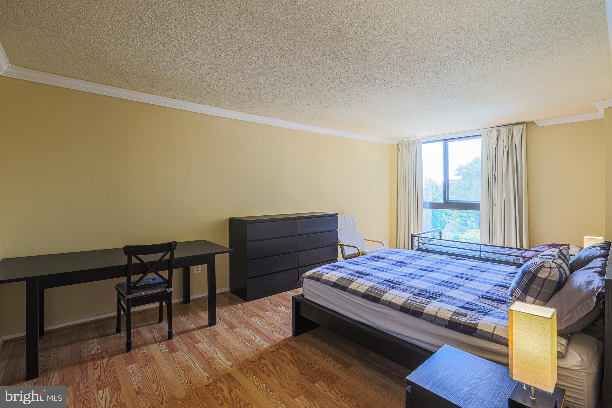 WINTHROP HOUSE - Residential