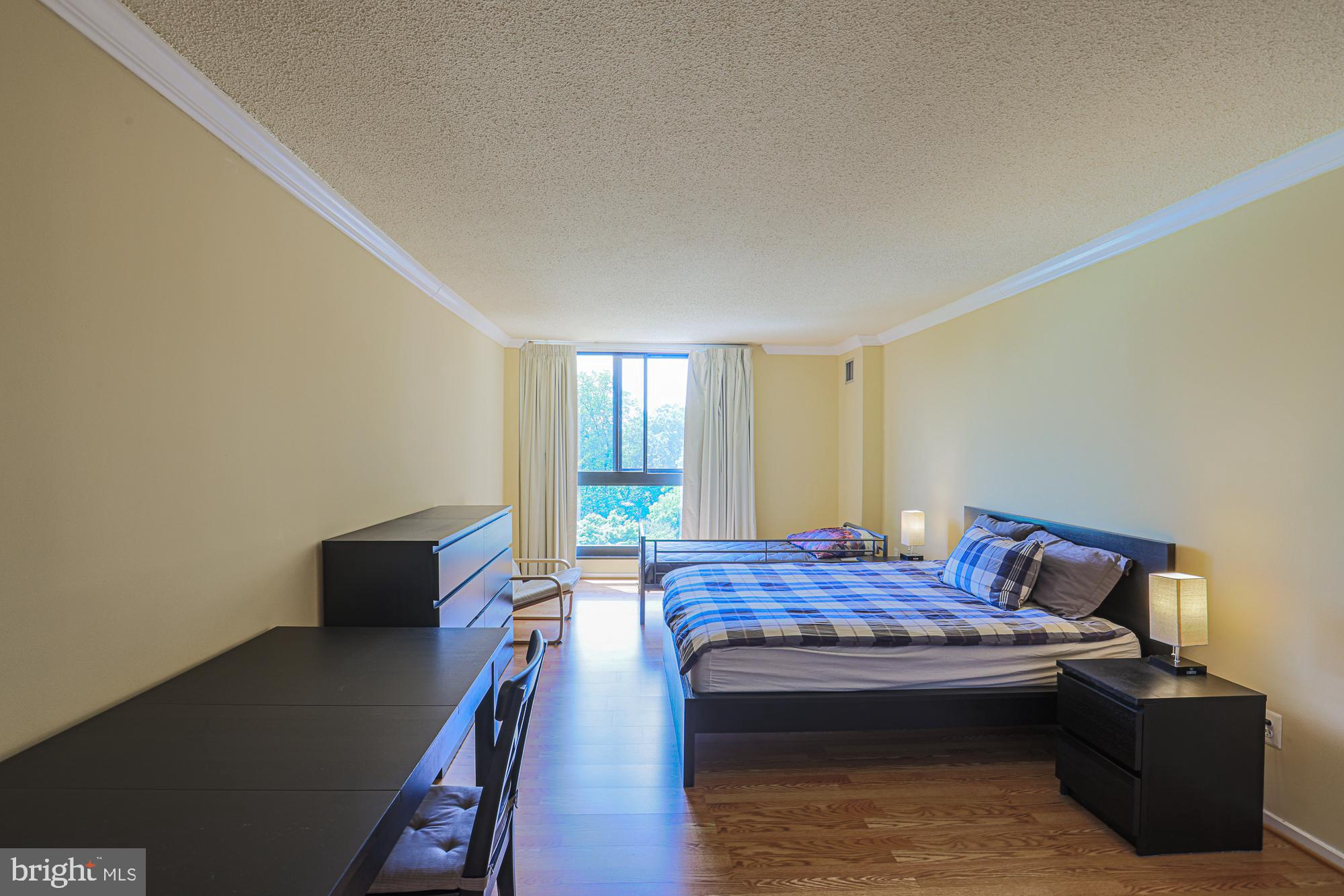 WINTHROP HOUSE - Residential