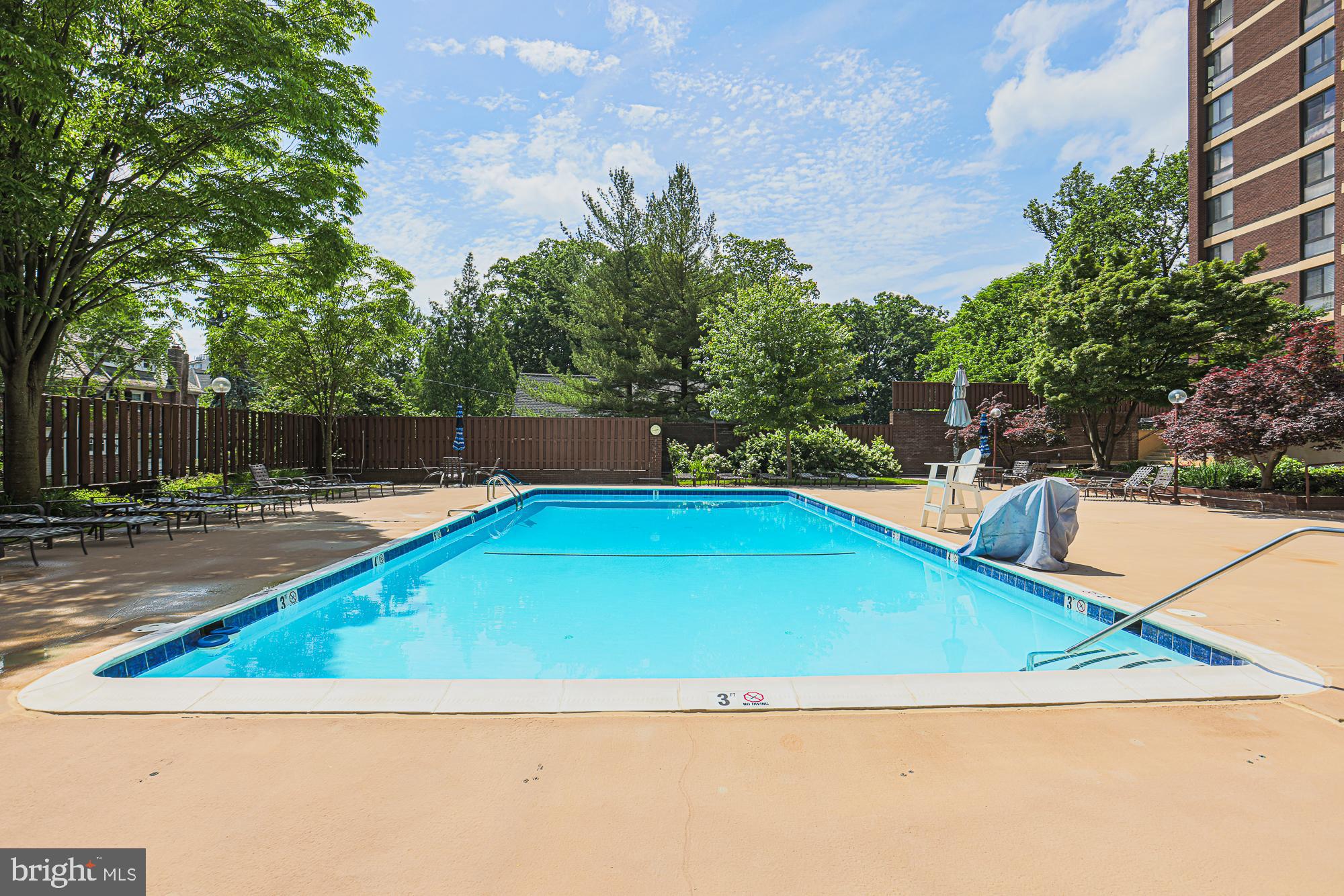 WINTHROP HOUSE - Residential