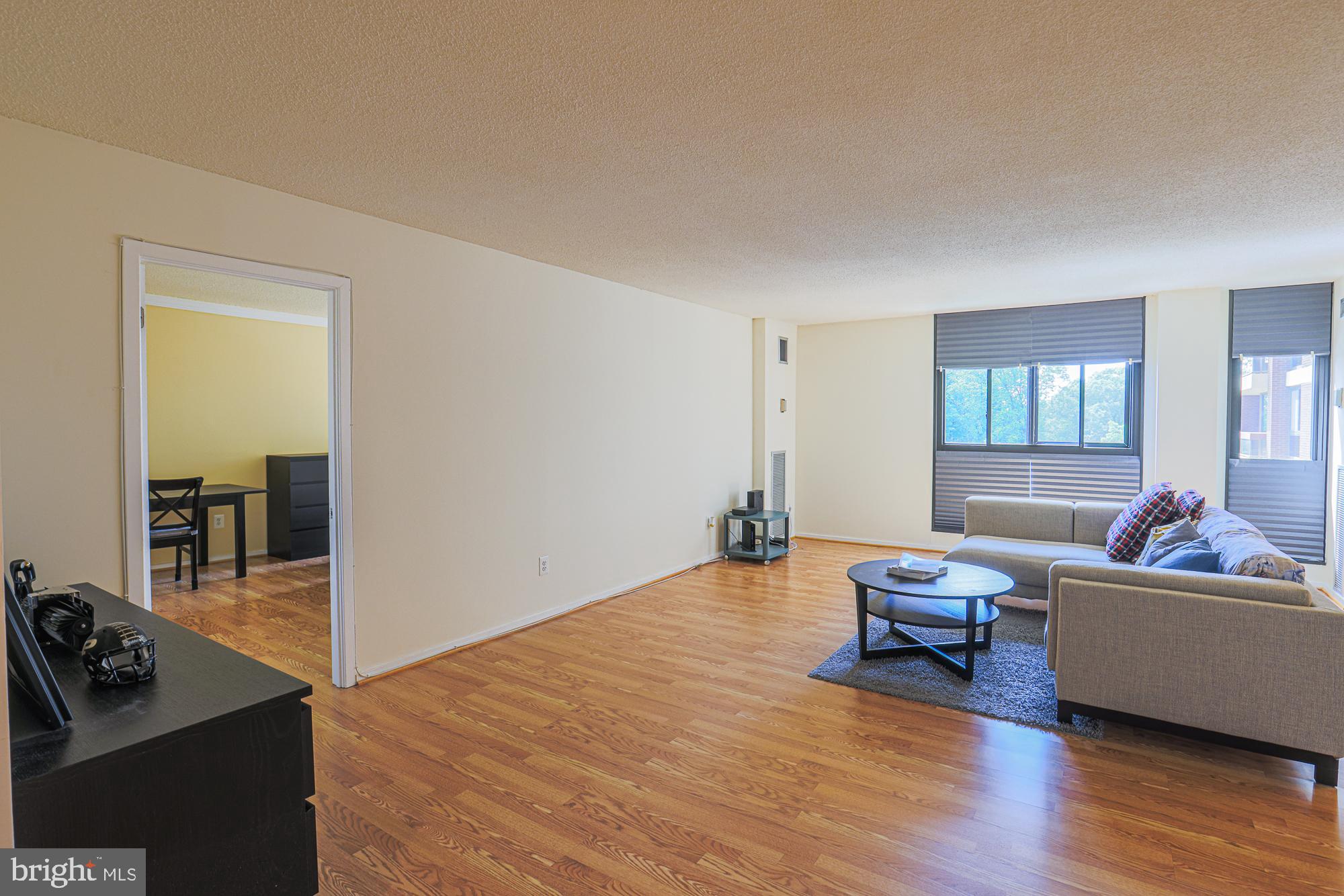 WINTHROP HOUSE - Residential