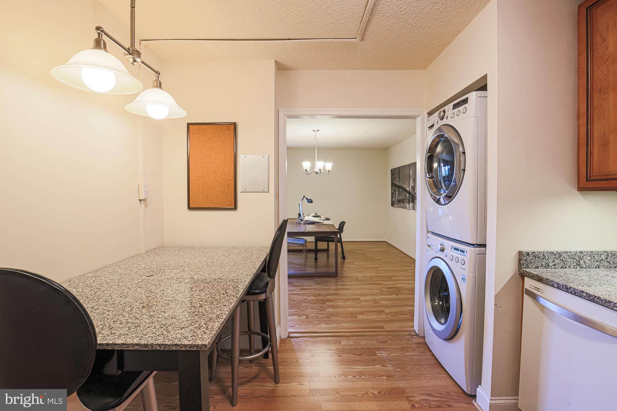 WINTHROP HOUSE - Residential