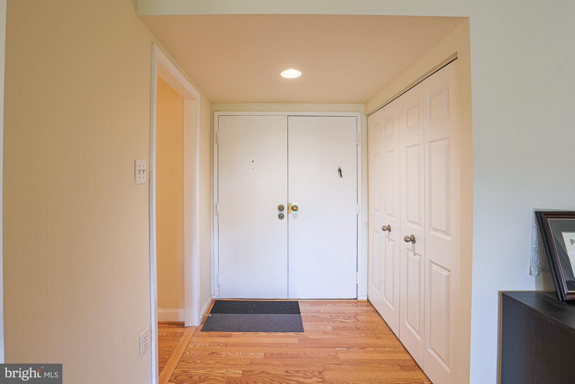 WINTHROP HOUSE - Residential