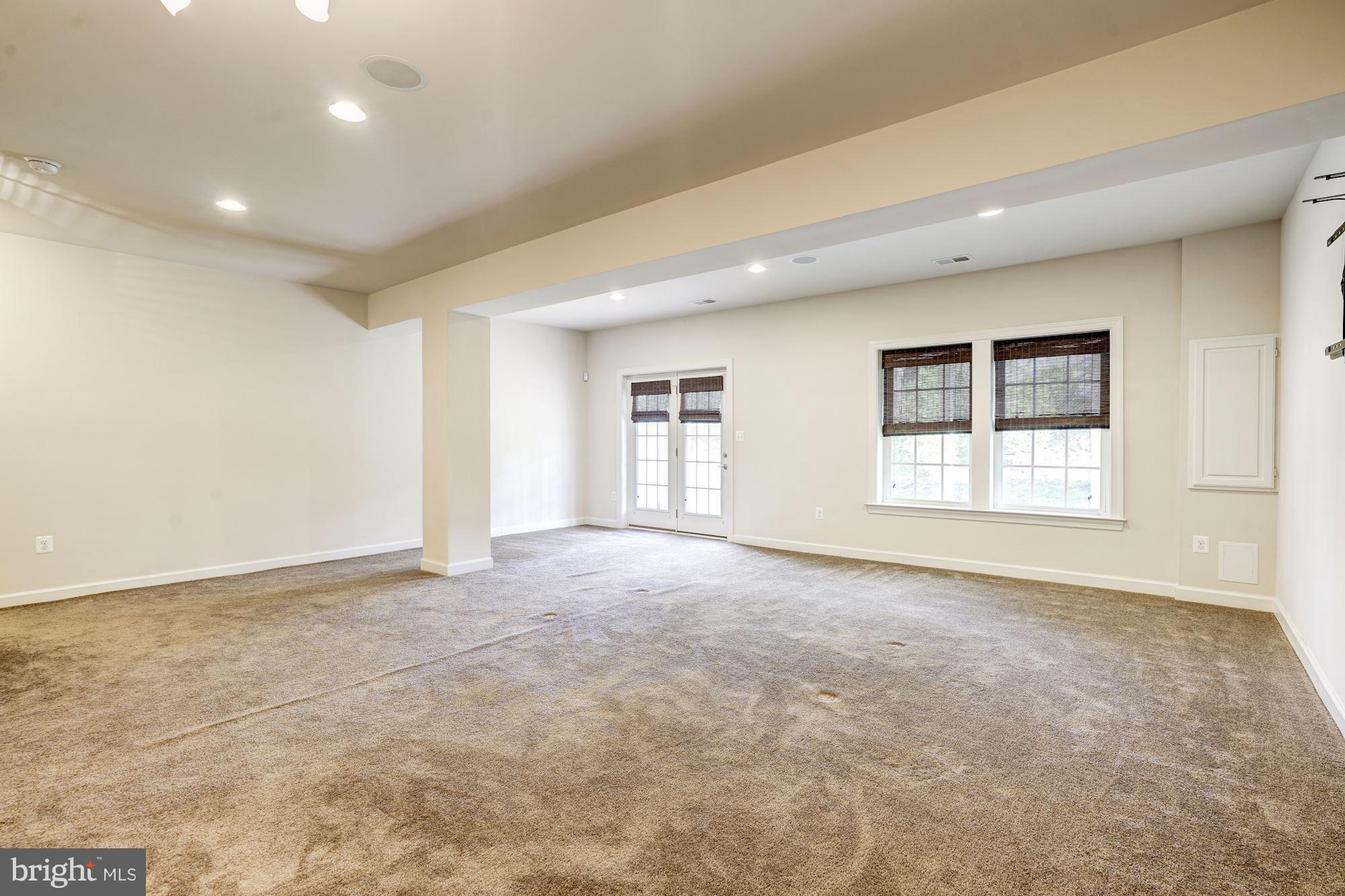 AVONLEA - Residential Lease