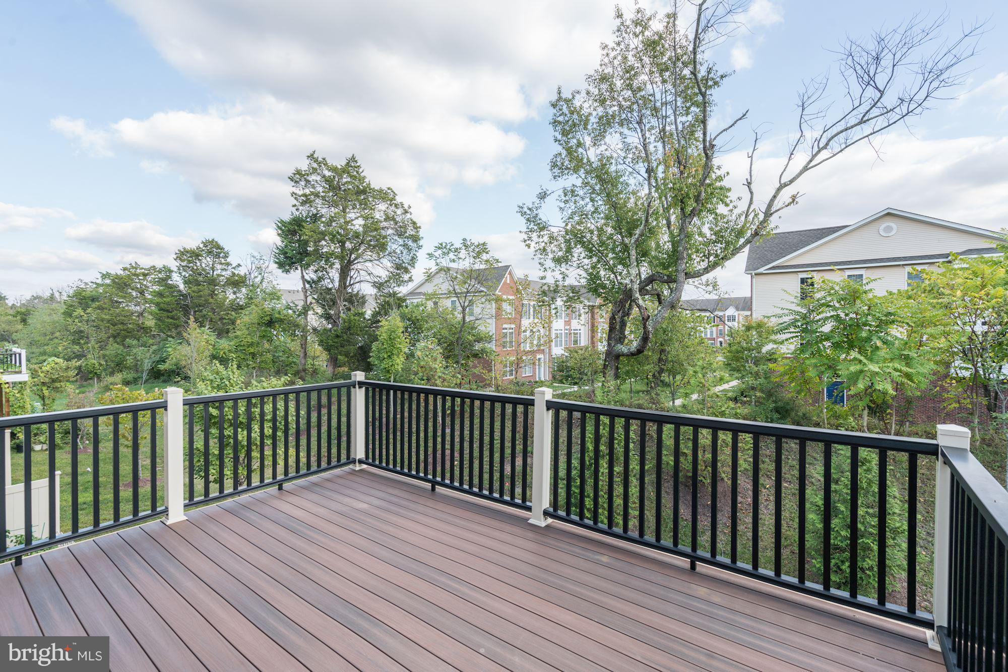 AVONLEA - Residential Lease