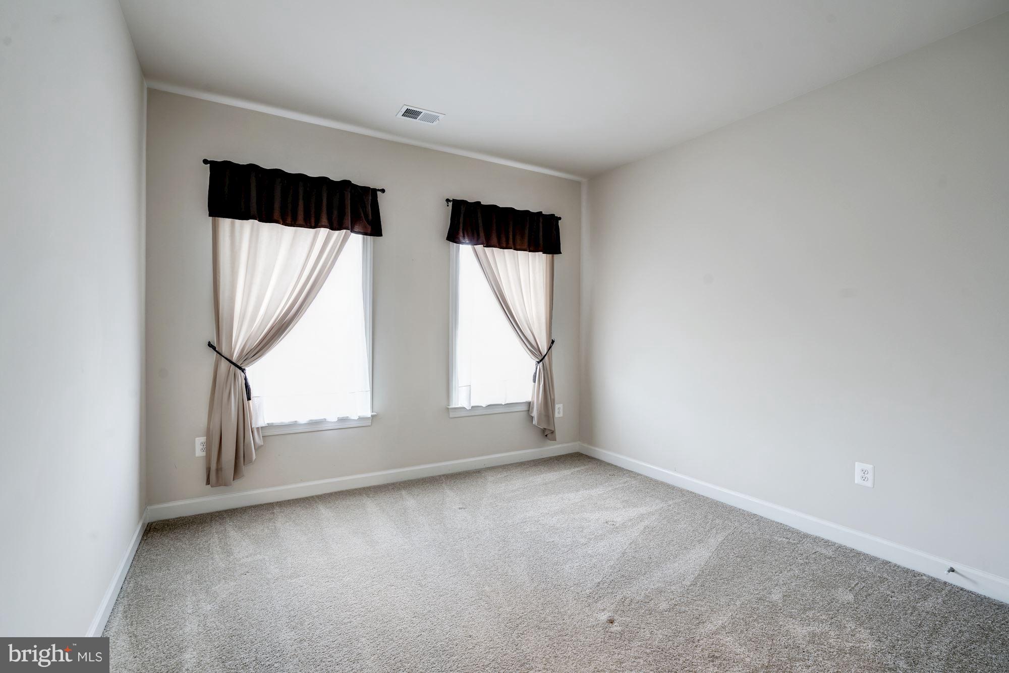 AVONLEA - Residential Lease