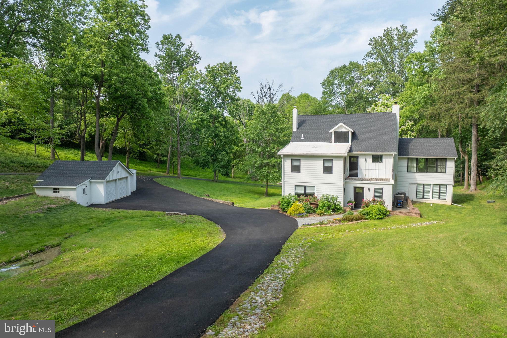 2701 MONTCHANIN ROAD