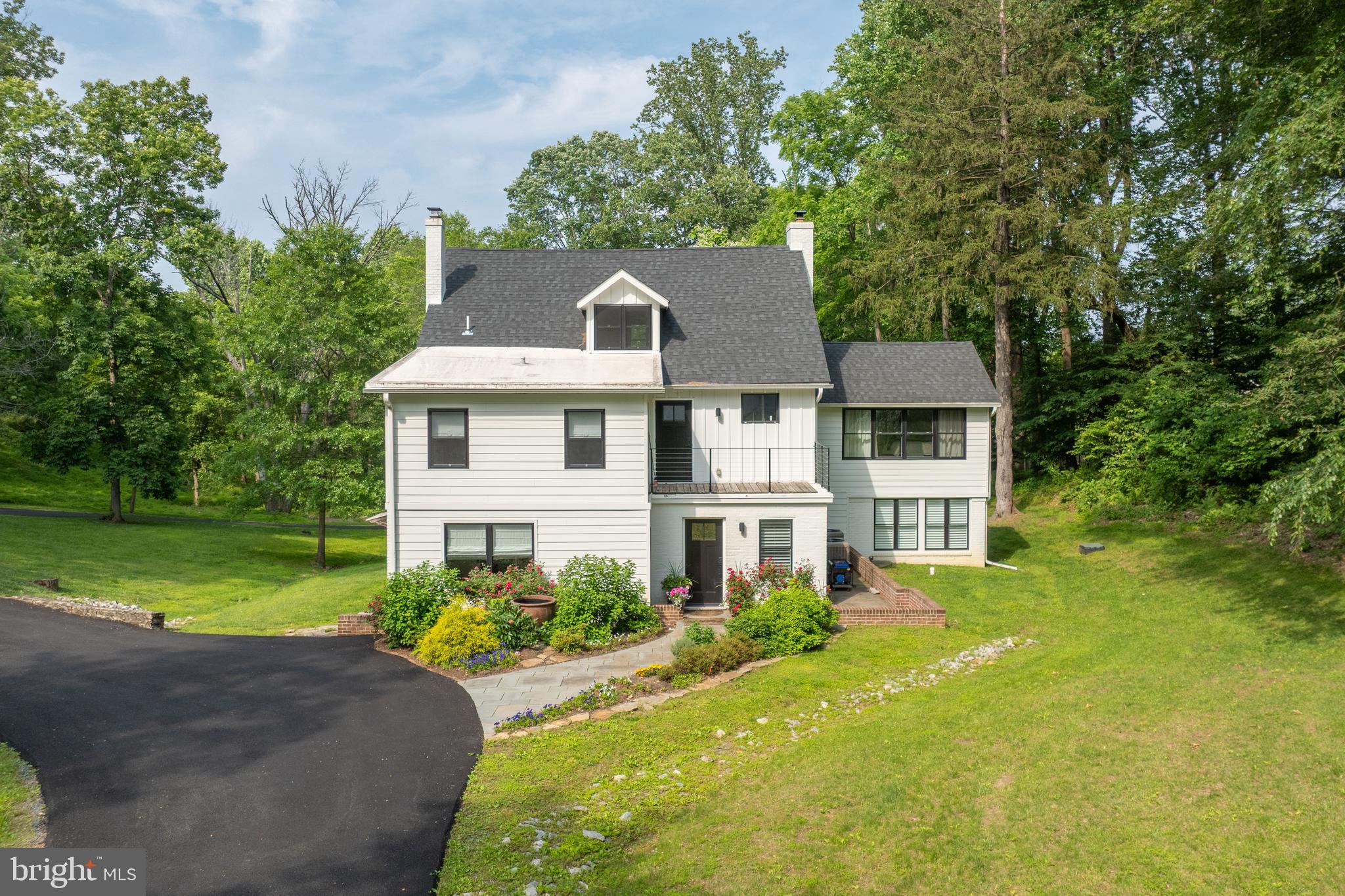 2701 MONTCHANIN ROAD