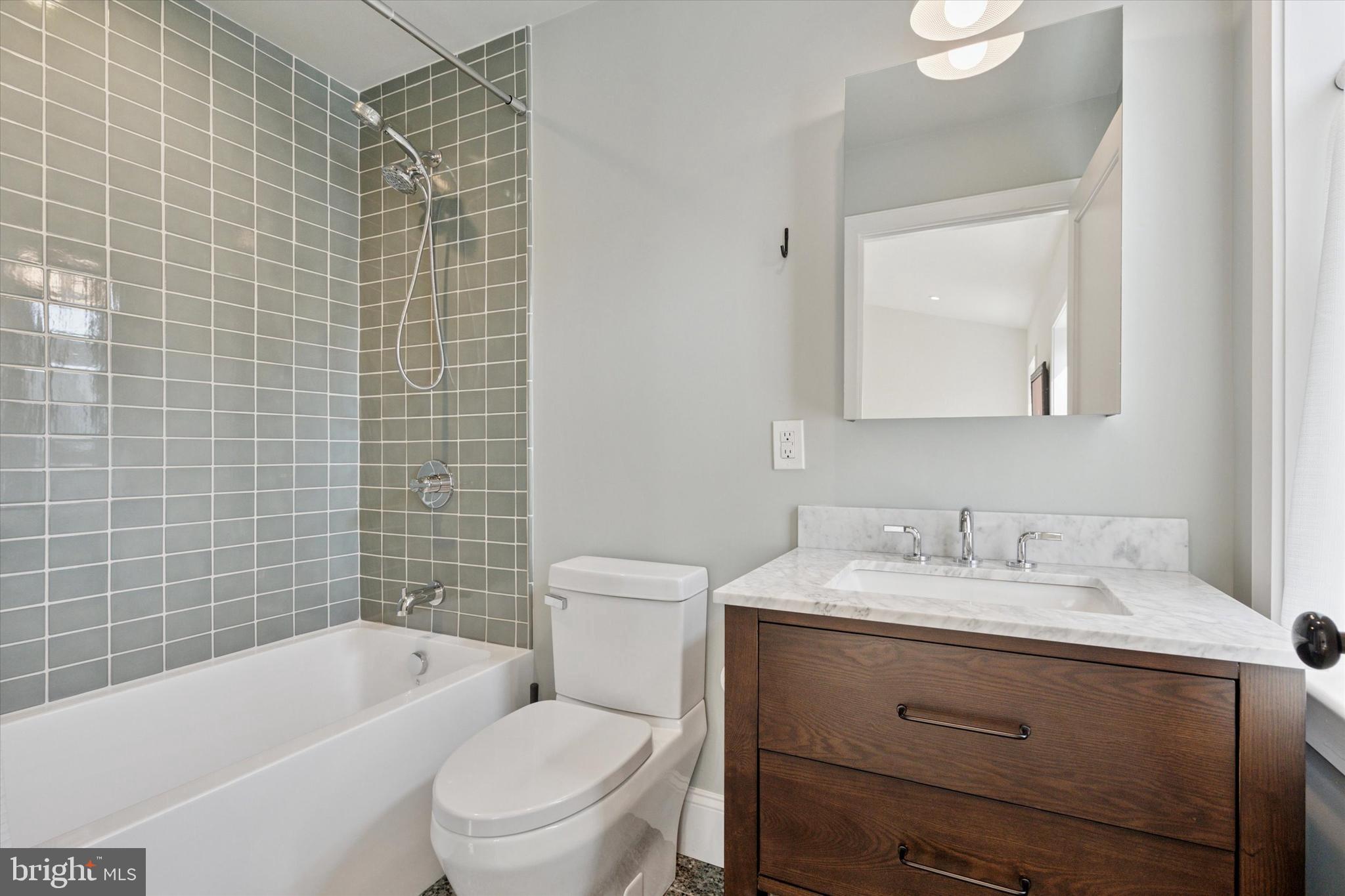 RITTENHOUSE SQUARE - Residential