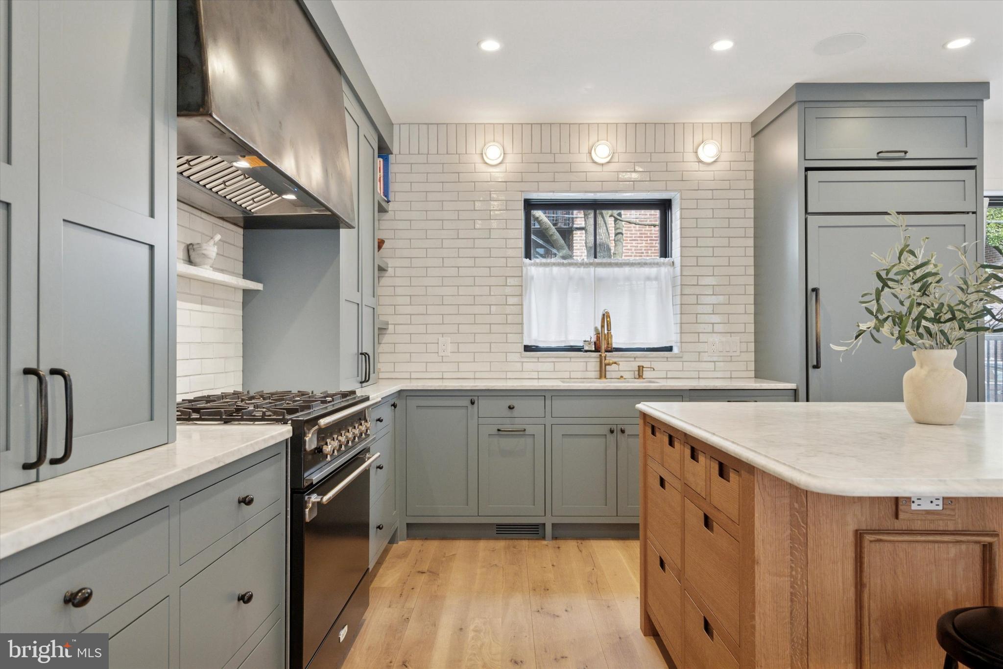 RITTENHOUSE SQUARE - Residential