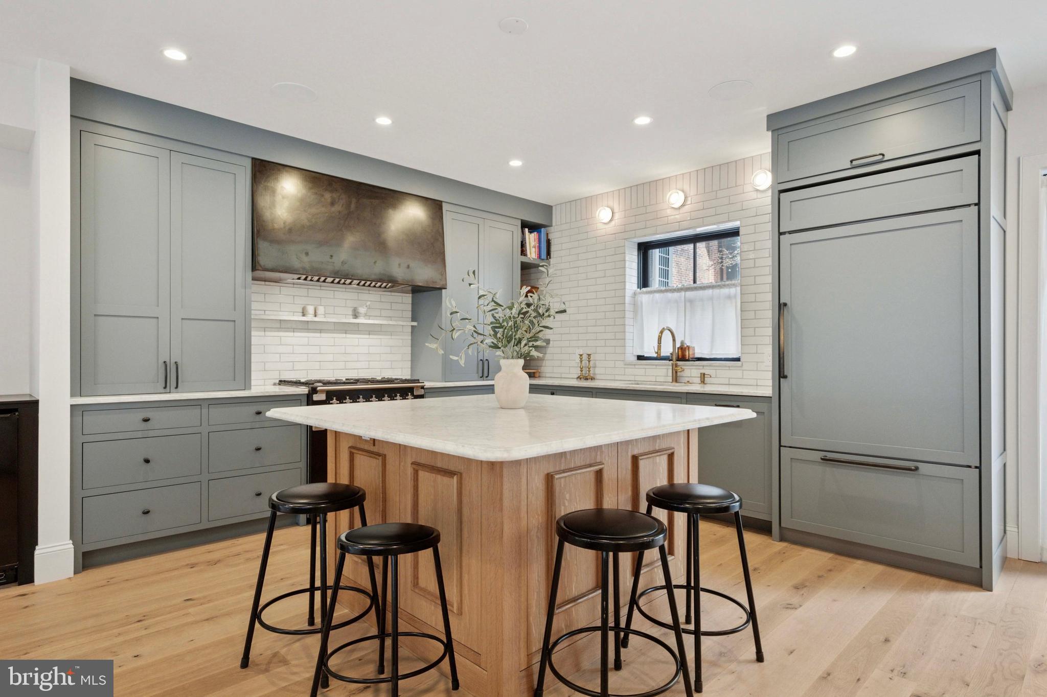 RITTENHOUSE SQUARE - Residential