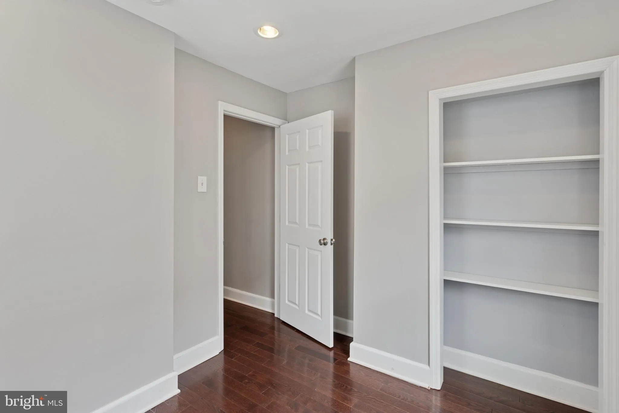 Philadelphia, Pennsylvania 19146, United States, 3 Bedrooms Bedrooms, ,2 BathroomsBathrooms,Residential,Active,113706